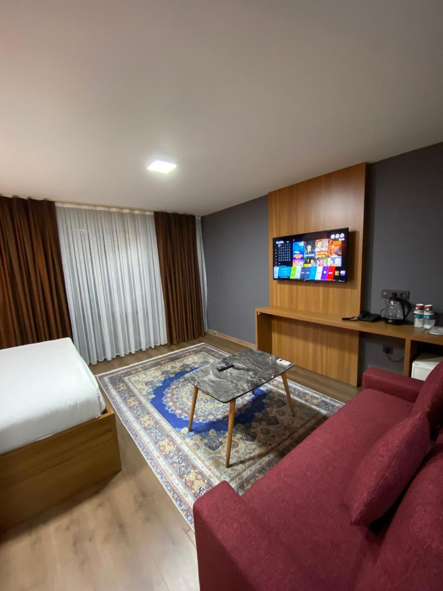 F&B Suite — Photos 1